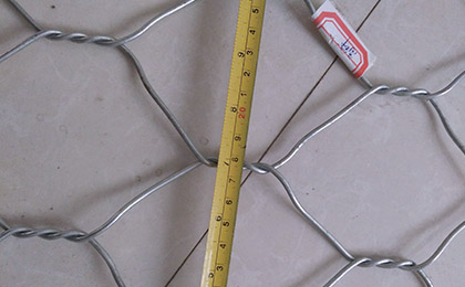 铅丝石笼2.jpg